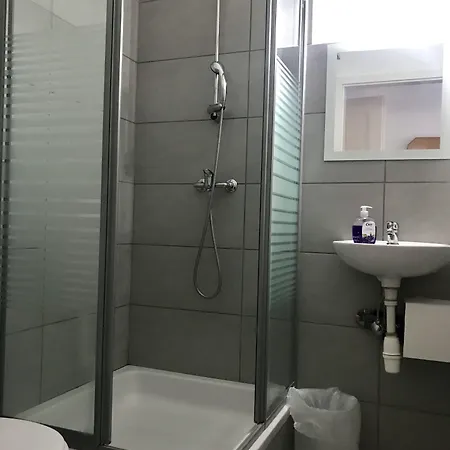 אורחן Marco אינטרלאקן