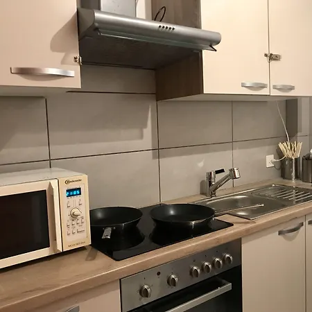 因特拉肯马可宾馆