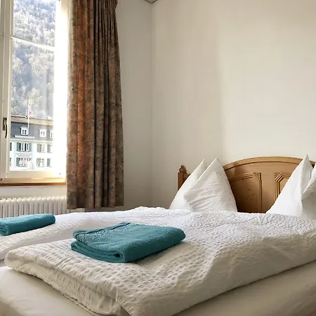 因特拉肯马可宾馆 宾馆