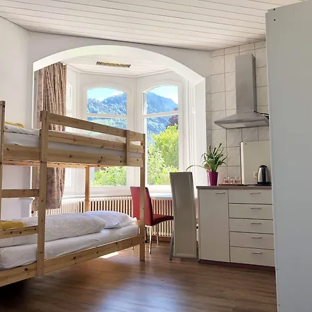 因特拉肯马可宾馆 宾馆 3*