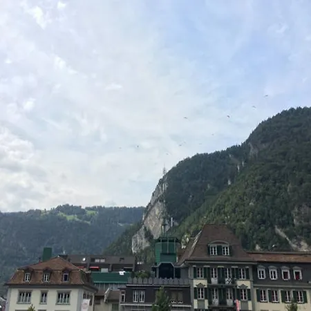 因特拉肯马可宾馆 宾馆 3*