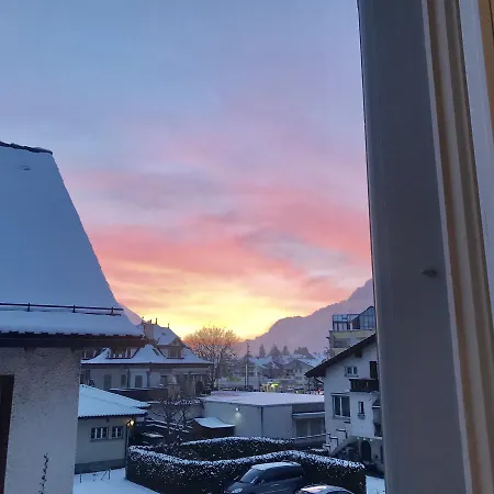 宾馆 因特拉肯马可宾馆 3*